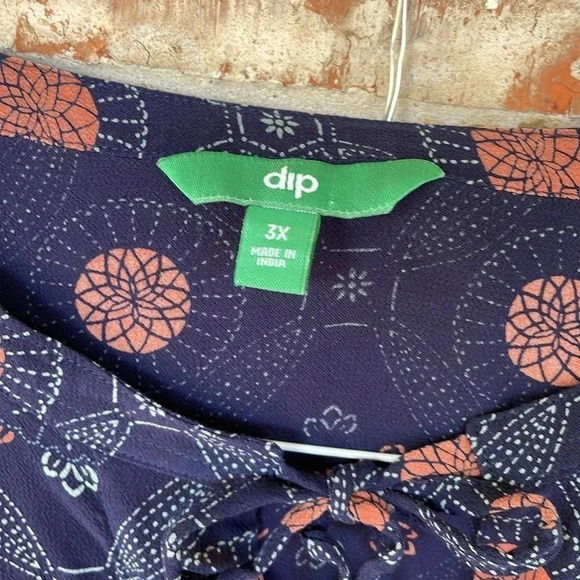 Dip Dark Blue Coral Floral Medallion Long Sleeved Blouse - Picture 2 of 10